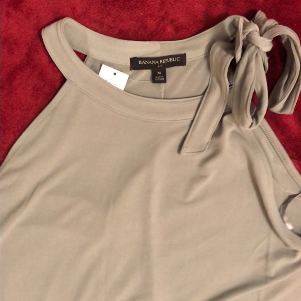 Banana Republic Sleeveless Blouse